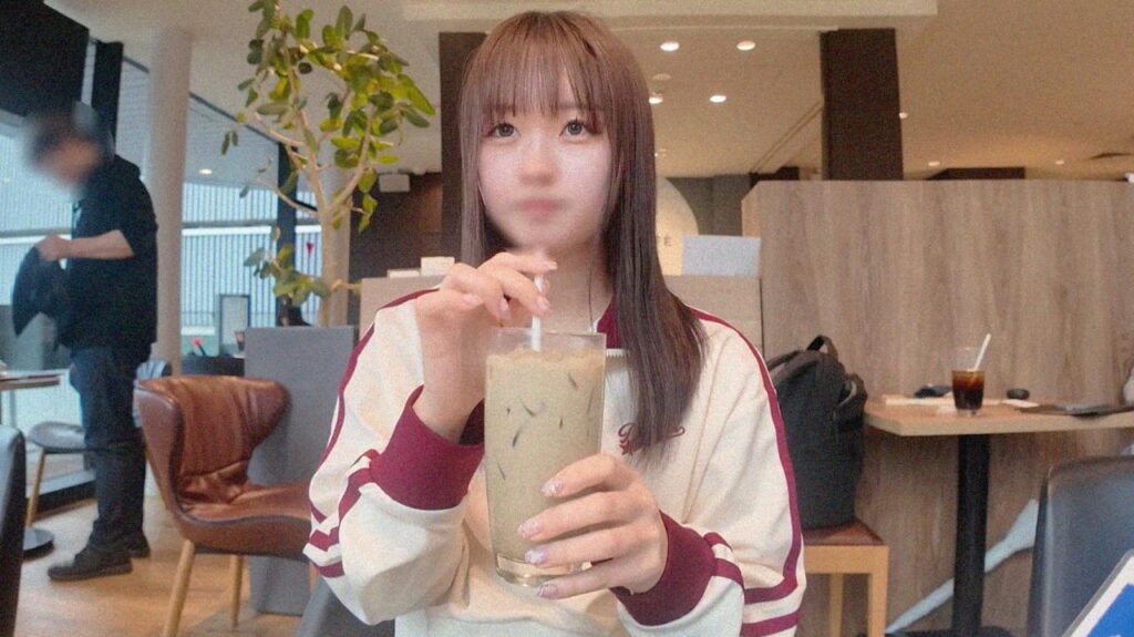 FC2-PPV-4724363 ※大型新人登場!!訳あり? この前卒業した⑴⑧歳色白美人が撮影応募。巨根にハメられ。痙攣喘ぎまくり。