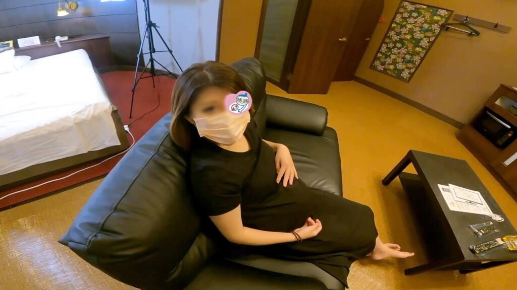 FC2-PPV-3099173 【個人撮影】臨月になった19歳ギャル妊婦あいちゃんと永遠の「愛」を誓うラブラブウェディング中出しエッチ【※お腹に僕の赤ちゃんがいます】