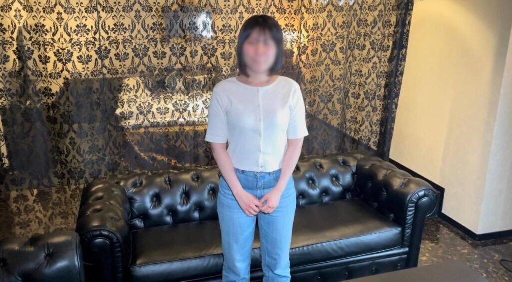 FC2-PPV-4499801 本物処助！某有名大学医学部1　8　才は大雨の中、野外でS⚫︎X以前にキスとオナニー以外人生で全てが初めて…ヤってみたいHは青姦とアナル挿入…