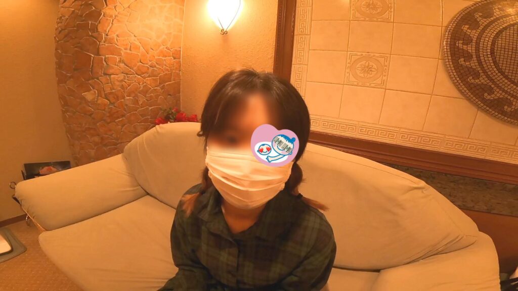 FC2-PPV-4597450 【伝説級映像です。】18歳Iカップ国宝ミルクしおんちゃん、再臨。みずみずしいIカップからドバドバ溢れるミルクを飲みまくり、制服を着させる危ない雰囲気の中、排卵日大量中出しSEX。