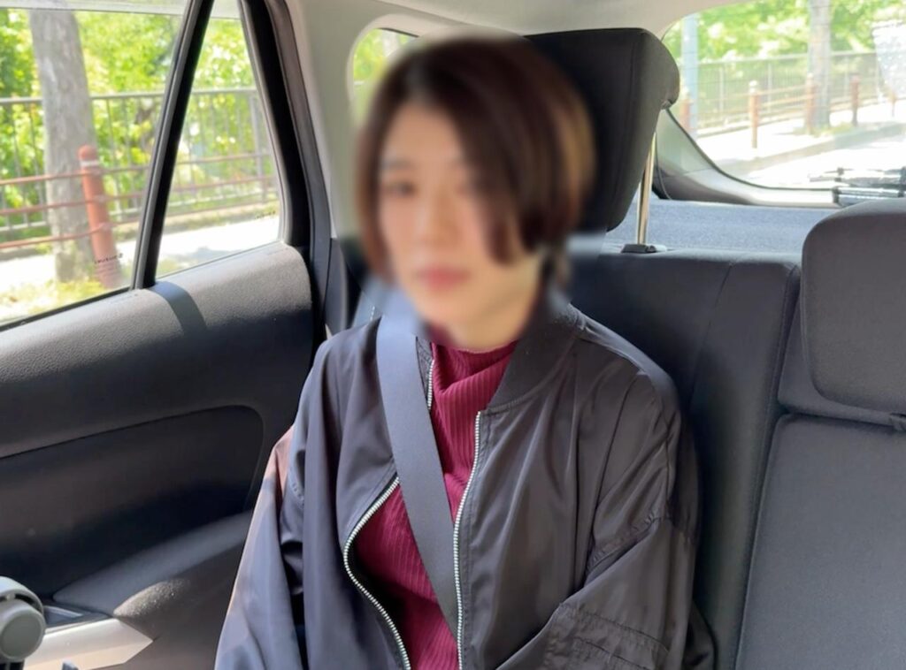 FC2-PPV-4702996 【神回】ファンと3P!イク寸前で何度もおあずけを喰らい感度MAXになったスレンダー美女が、2穴同時責めで何度も絶頂してしまいました