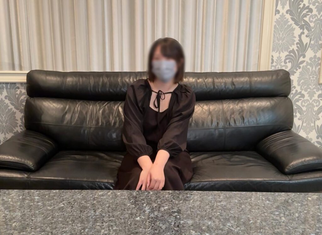 FC2-PPV-4713159 【大人気シリーズ第3弾】マスク顔射マンによって遂に顔出し確定！？ マジ変態どすけべ素人さん人生初の３P好き放題限界突破編。神回遂に可愛い顔が見れるかも？