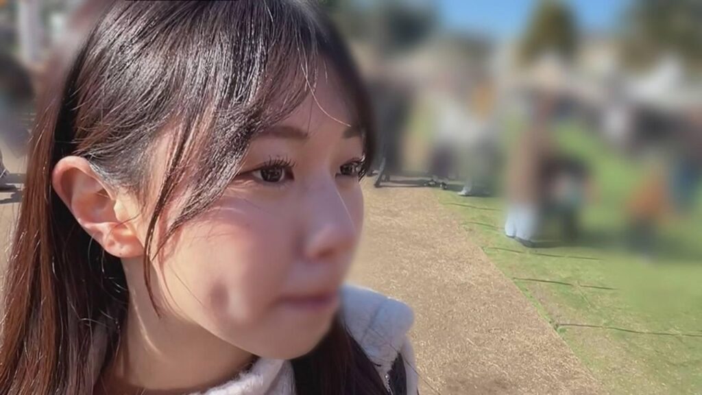 FC2-PPV-4796237 ★ガチカップル★貧乳スレンダー女子大生・２０歳★付き合いたてのイチャラブSEX⇒イケメン彼氏のデカ太ちんぽにまんこを突かれて中イキ中出し『いつは』