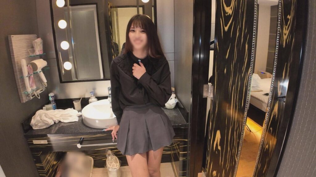 FC2-PPV-4800125 [即ハメ中出し素人］無修正≪元読モ♡高学歴美女Ｅ乳≫欲求不満マンコは前戯がいらないほどグチョグチョ！スレンダー美巨乳のしなやかな美裸体ピンク色の若マンコに中出し♡