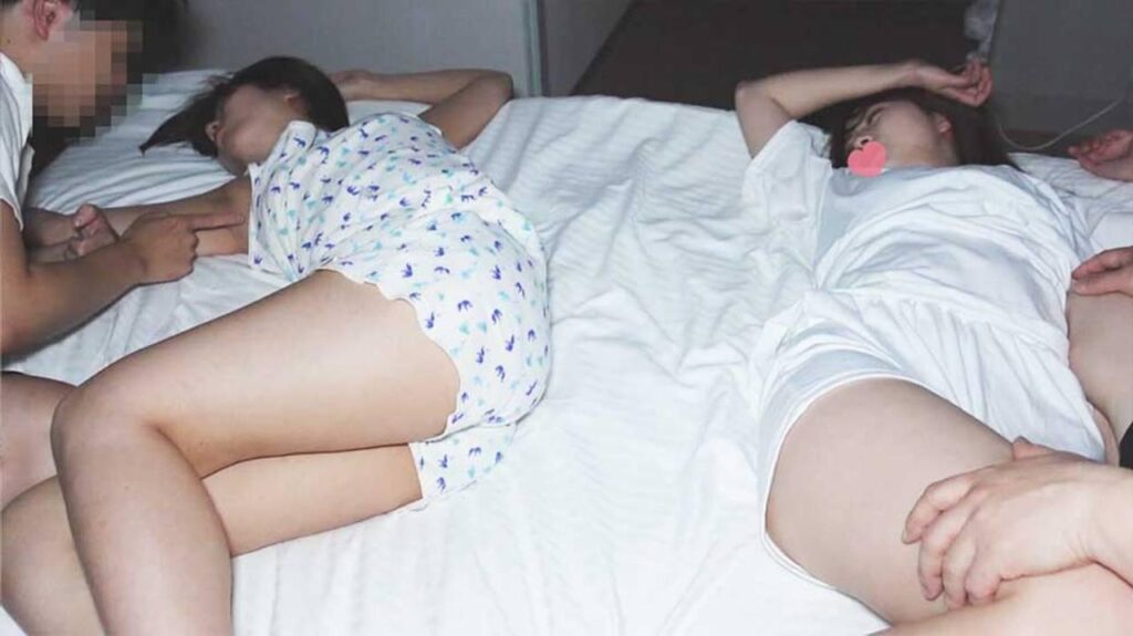 FC2-PPV-3995109 【早朝侵入乱交】WY女子大バトントワリング部秋季合宿/美尻部員2名①