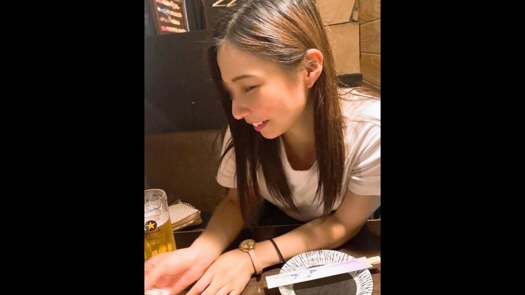 FC2-PPV-4020778 個人 学〇を卒業して新入りの看護師となった子 彼氏持ちのくせに違う巨根イケメンに跨り今彼より身をゆだねた会話をする牝