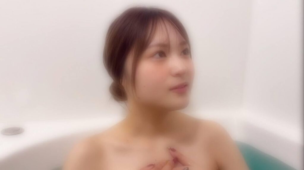 FC2-PPV-4575917 めっちゃ可愛い！【中出し】アイドルを目指していた美女は浅黒い乳首にグロマンだったので中出し。※特典あり