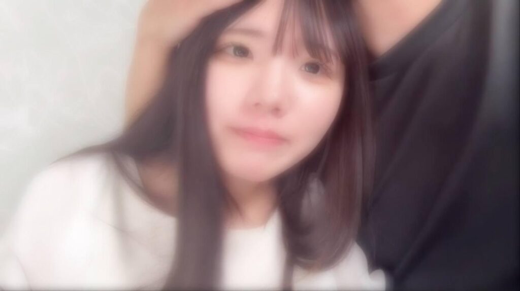 FC2-PPV-4745571 惚れるぞ。【中出し】アイドル顔の美女は声も可愛い。シャイな性格なのか恥ずかしがってるところが凄く良かった。※特典あり