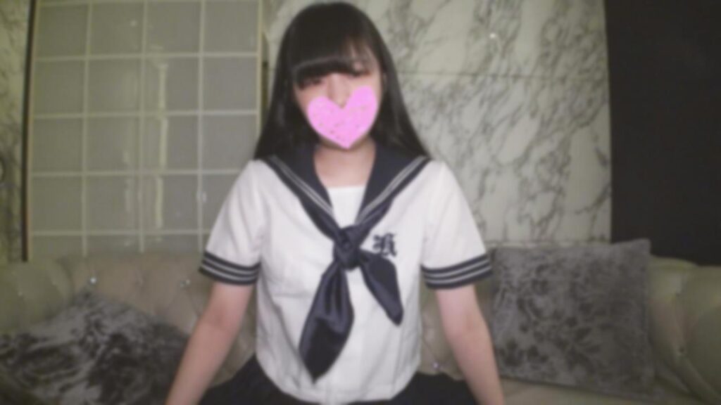 FC2-PPV-4759198 【無修正】18歳・大人しいのにセックスには貪欲・リアルにエロい制服美●女の生中出しセックス!!