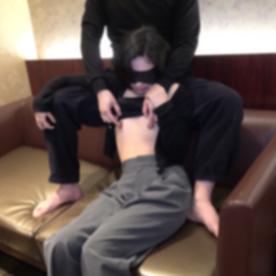 FC2-PPV-4848780 ♯03-1 なこ 処女18才つるぺたAcup 140cm 「ちゅーしてくれたらおちんちん入るかも、、」ほぼ処女なのに中イキ連発してアニメ声で「気持ちいイ気持ちいィイッちゃうイッちゃうよぉ♡」