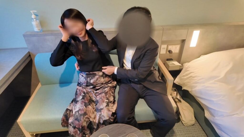 FC2-PPV-4858935 【10個限定販売‼️】巨根堕ち・ポルチオ調⚫️シリーズ 〜おちんぽ中イキ6連続〜 「パ⚫︎とキスしながらイってごらん?」